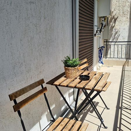 Apartment In The Heart Of The City 3 Yenişehir Dış mekan fotoğraf