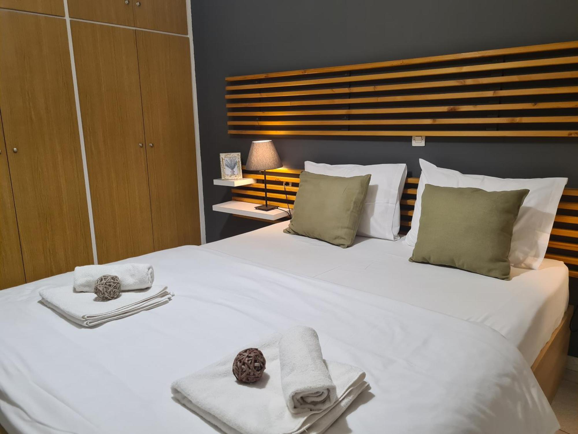 Apartment In The Heart Of The City 3 Yenişehir Dış mekan fotoğraf