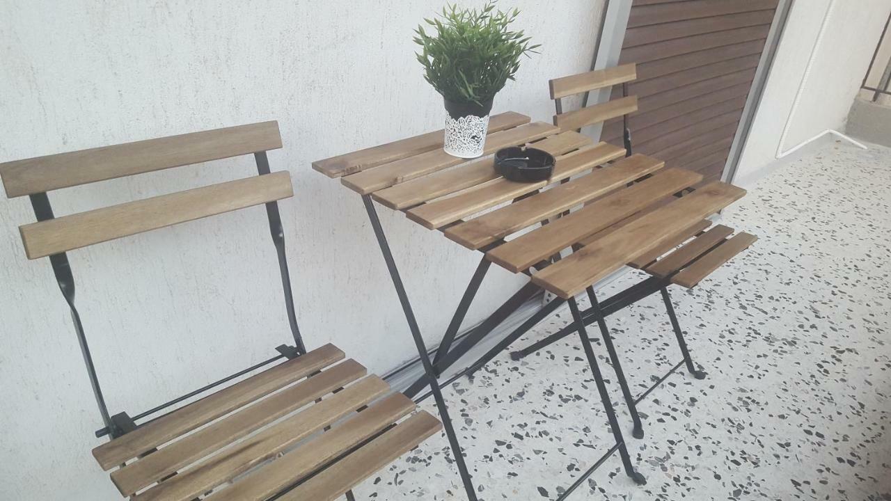 Apartment In The Heart Of The City 3 Yenişehir Dış mekan fotoğraf